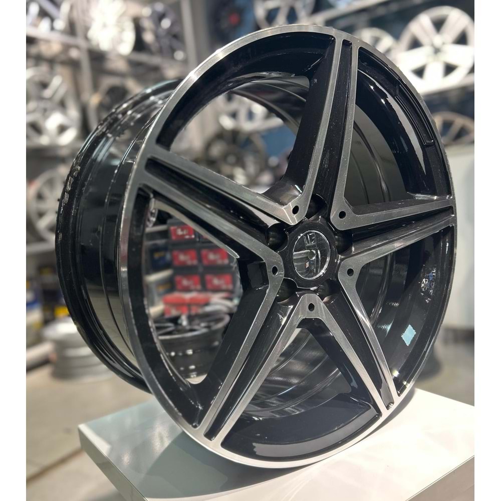 PRO 18 JANT 7.5 - 8.5 İNÇ ET35 5*112 MERCEDES AMG JANT MODELİ