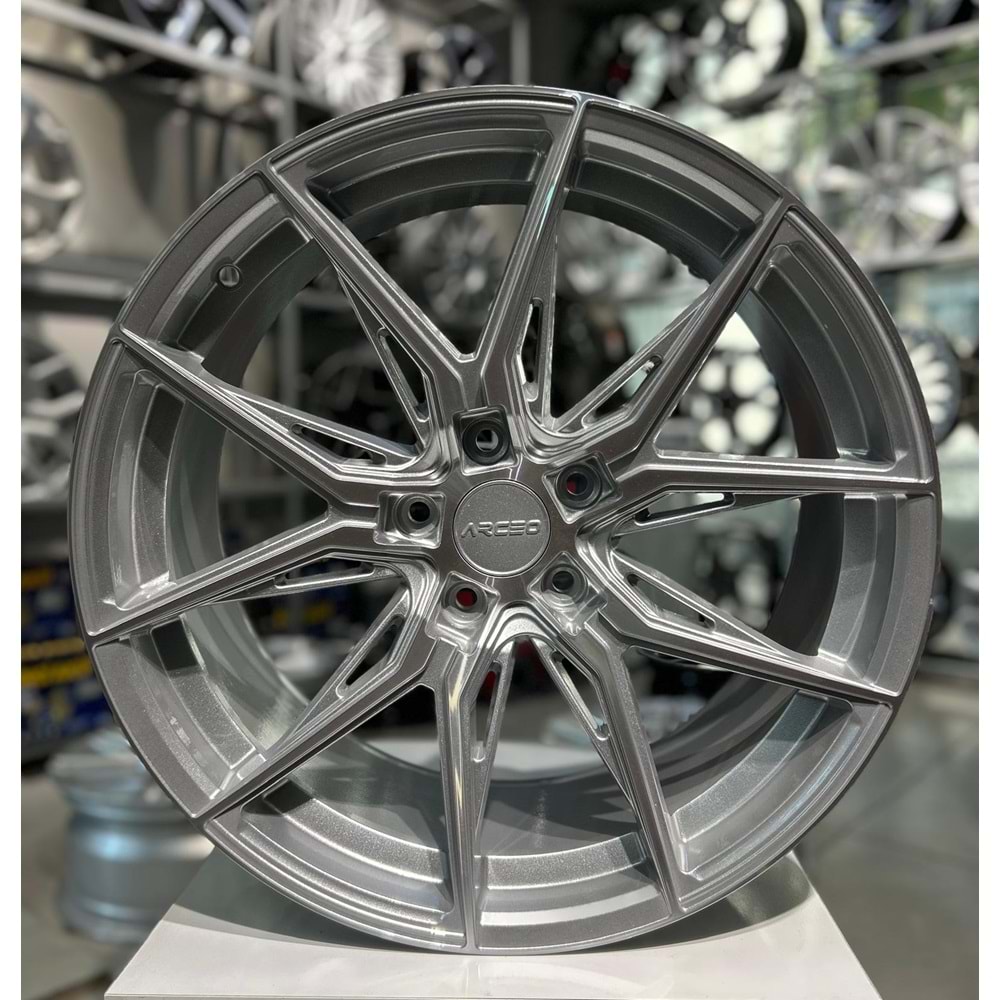 ARC 19 JANT 8.5 İNÇ ET35 5*114.3 73.1 SILVER DİAMOND MARSIEILLE JANT MODELİ