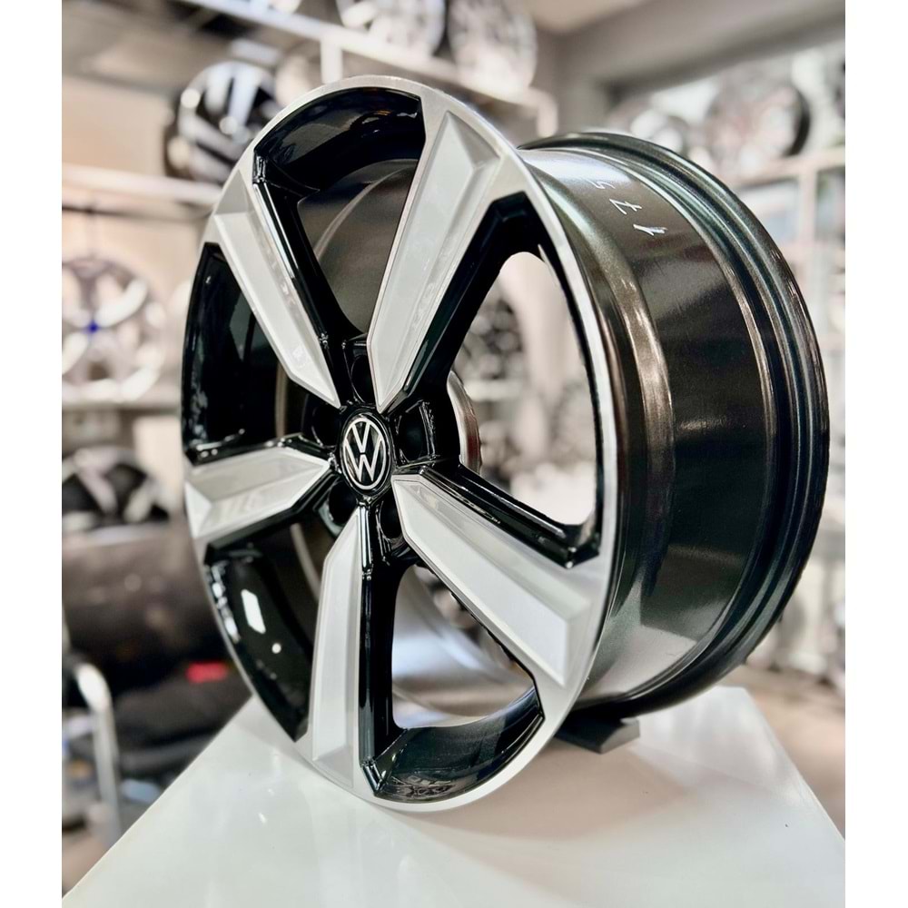 SONIC 17 JANT 7.5 İNÇ ET35 5*100 BABAYAGA JANT MODELİ
