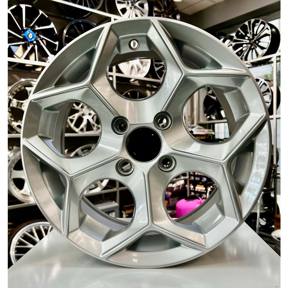 R1 14 JANT 6 İNÇ ET25 4*100 67.1 BOYNUZ SILVER JANT MODELİ
