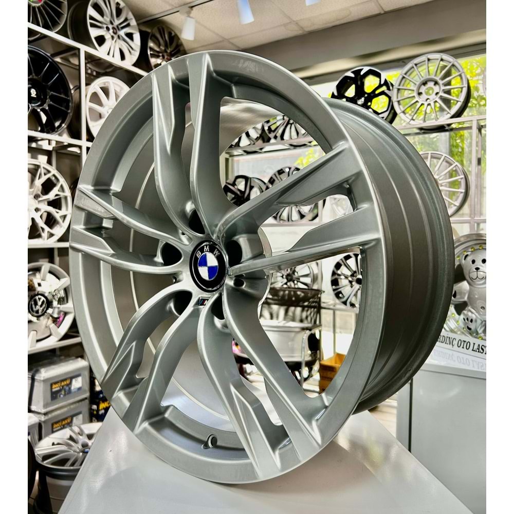 R1 19 JANT 9.5 İNÇ ET40 5*120 72.6 BMW DIŞA DÖNÜK SILVER JANT MODELİ