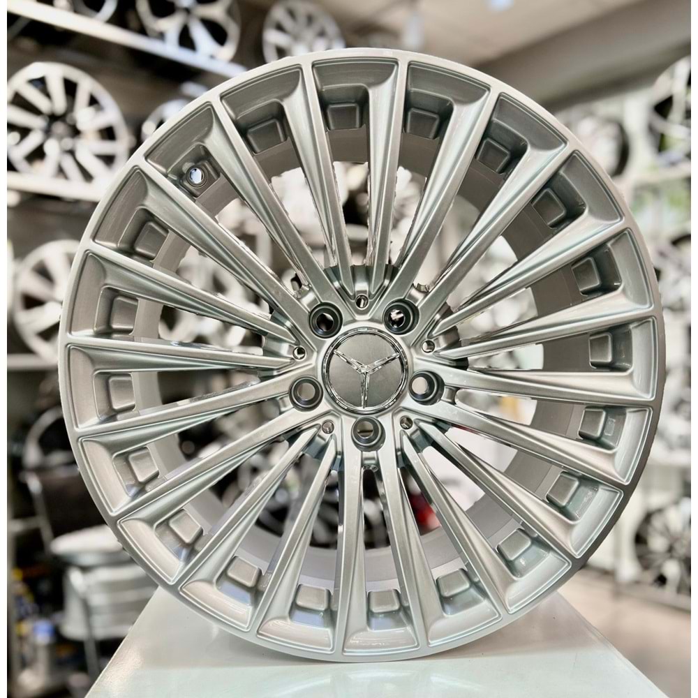 R1 18 JANT 9 İNÇ ET48 5*112 66.6 SILVER JANT MODELİ