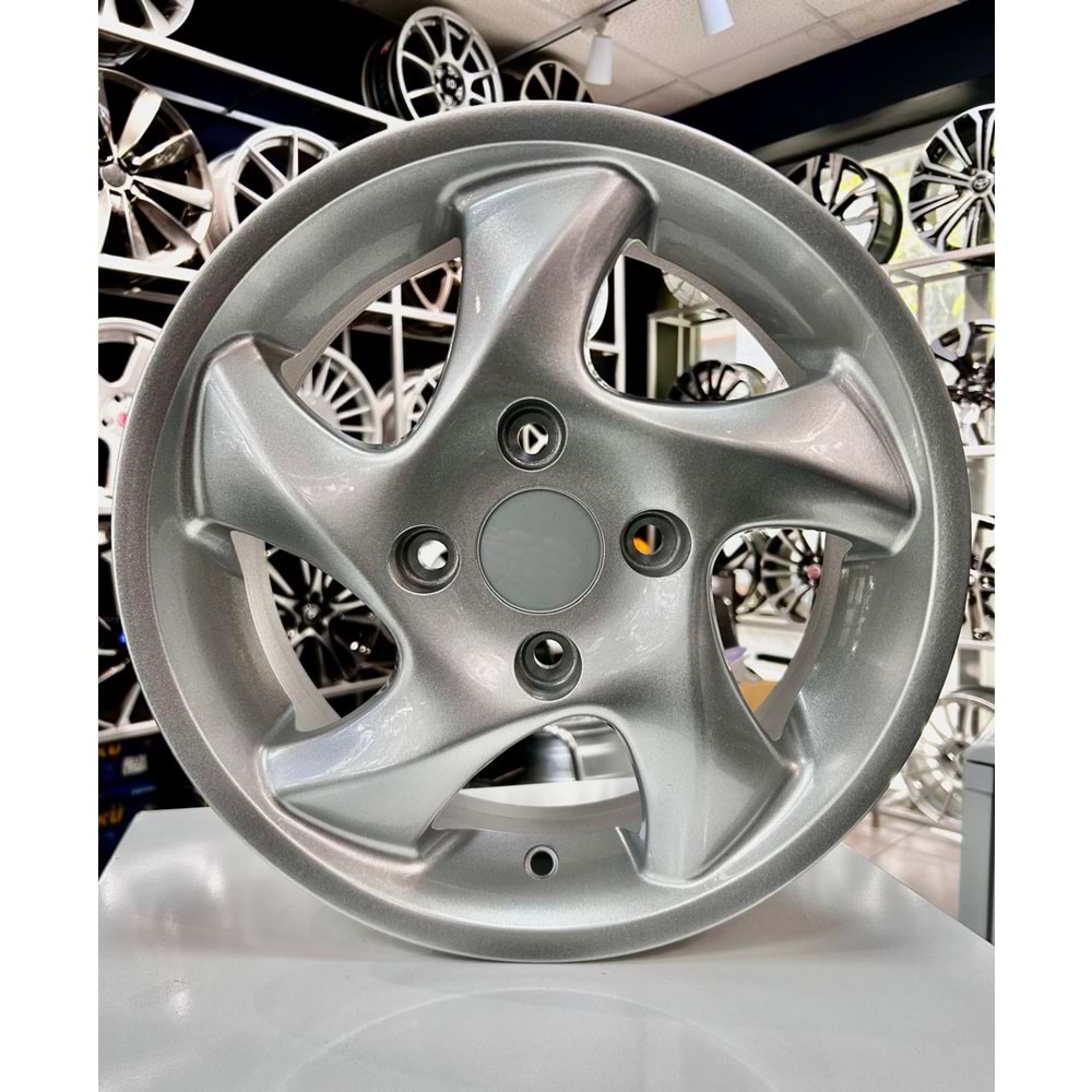 KM 14 JANT 5.5 İNÇ ET37 4*108 73.1 SİLVER JANT MODELİ