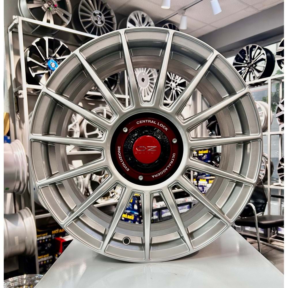 R1A 17 JANT 7.5 İNÇ 5*114.3 67.1 SILVER OZ RACİNG JANT MODELİ