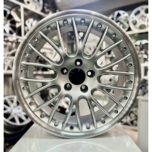 EMR 18 JANT 8 İNÇ ET35 5*100 67.1 SİLVER LİP POLİSHED JANT MODELİ