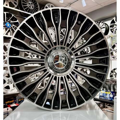 R1 18 JANT 8 İNÇ ET43 5*112 66.6 MERCEDES C180 C220 DEEP BLACK DİAMOND JANT MODELİ