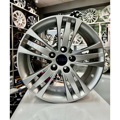 R1 16 JANT 6.5 İNÇ ET35 5*108 63.4 FORD FOCUS SILVER JANT MODELİ