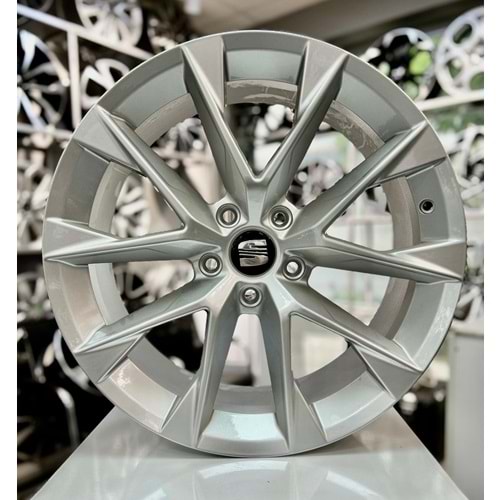 R1 18 JANT 7.5 İNÇ ET40 5*112 SEAT AKREP JANT MODELİ