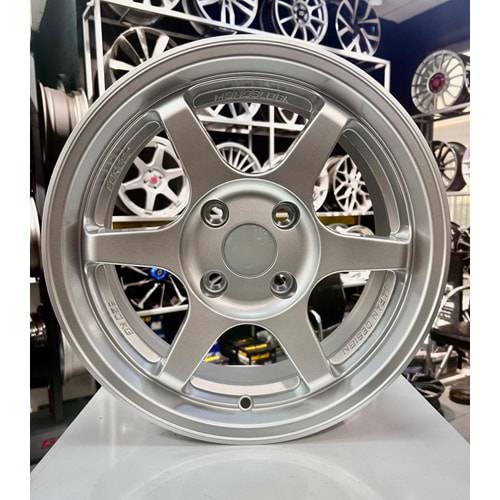 R1K 15 JANT 6.5 İNÇ ET35 4*114.3 67.1 VOLK RACİNG TE37 JANT MODELİ