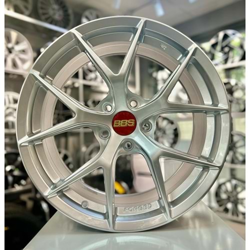 R1W 18 JANT 8.5 İNÇ ET38 5*114.3 73.1 BBS FORGED JANT MODELİ