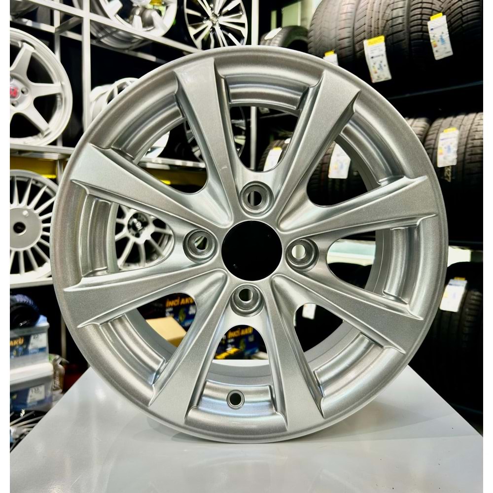 KM 14 JANT 5.5 İNÇ ET28 4*100 67.2 SILVER JANT MODELİ