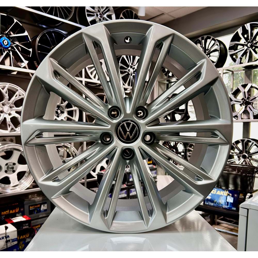 R1 18 JANT 8 İNÇ ET40 5*112 57.1 SILVER VOLKSWAGEN VERONA JANT MODELİ