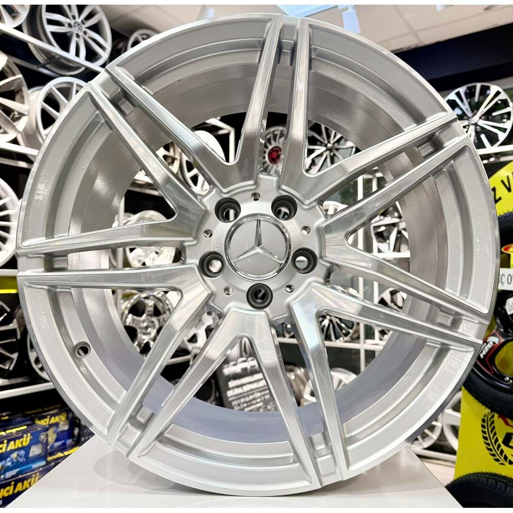 R1A 19 JANT 8 İNÇ ET45 5*112 66.6 MERCEDES E COUPE JANT MODELİ
