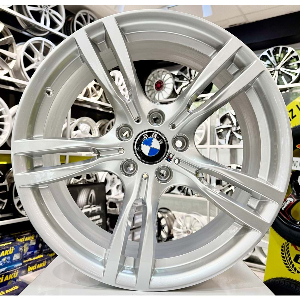 KM 19 JANT 8 İNÇ ET35 5*120 72.6 BMW SILVER JANT MODELİ