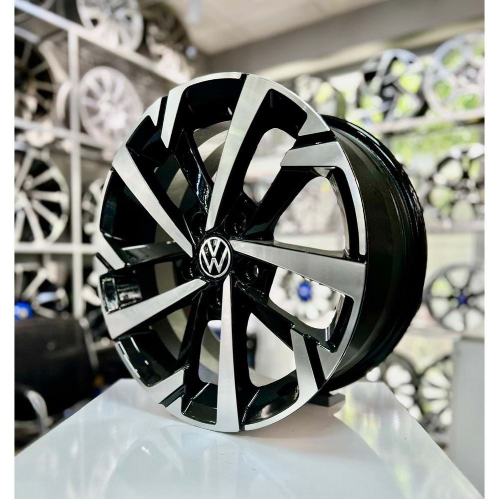 KM 17 JANT 7.5 İNÇ ET40 4*100 67.1 CLİO RS LİNE JANT MODELİ